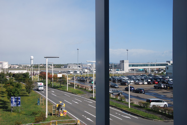 sventang.com_airasiaX_sapporo_mediatrip_newchitoseairport_bluesky